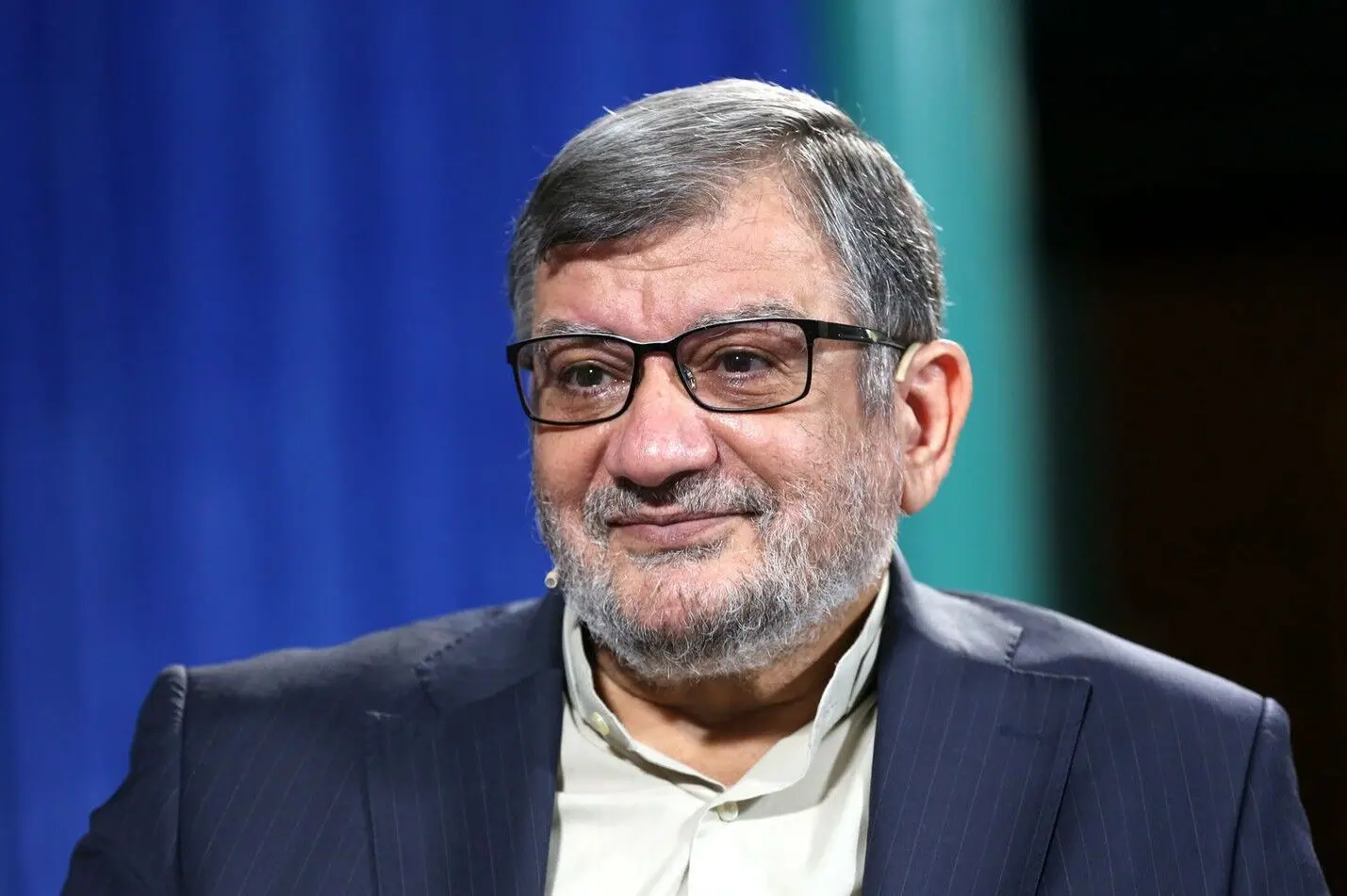 نماینده مجلس: همه را بنی‌صدر نکنیم؛ مشی ما خدمت به انقلاب است