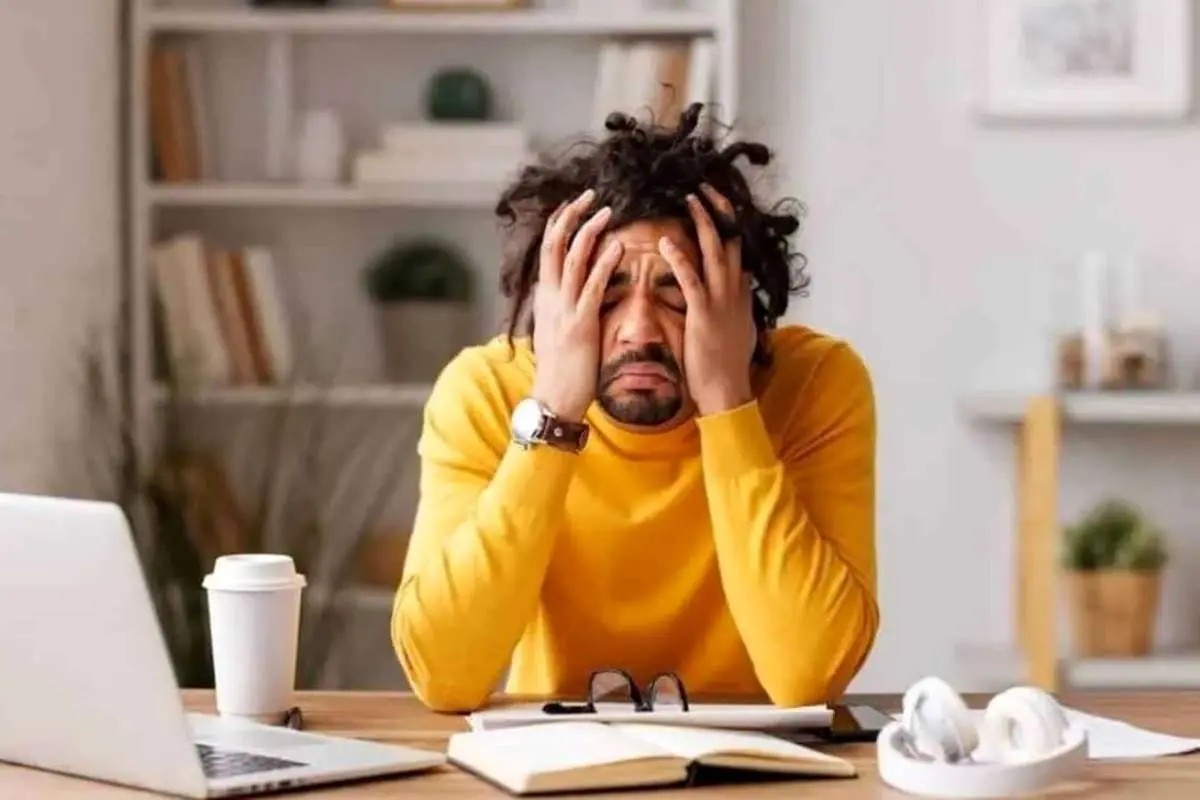 احساس غرق شدن؛ چکار کنیم وقتی همه چیز به مویی بند است!
