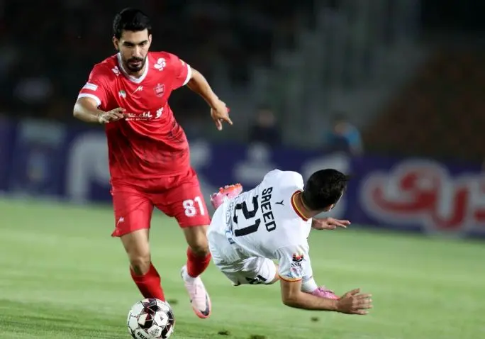 کنار رفتن عجیب ستاره پرسپولیس از ترکیب بازی با مس