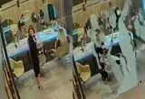 انفجار ناگهانی درِ شیشه‌ای آرایشگاه زنانه