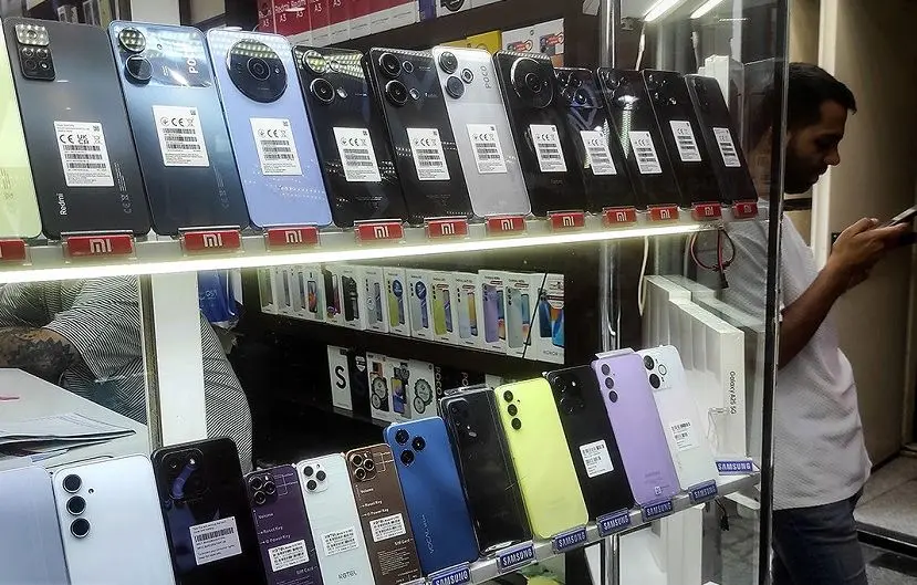 قیمت گوشی سامسونگ، شیائومی و آیفون امروز شنبه 26 مهر 1404/ ارزان‌ترین گوشی چینی، 8 میلیون