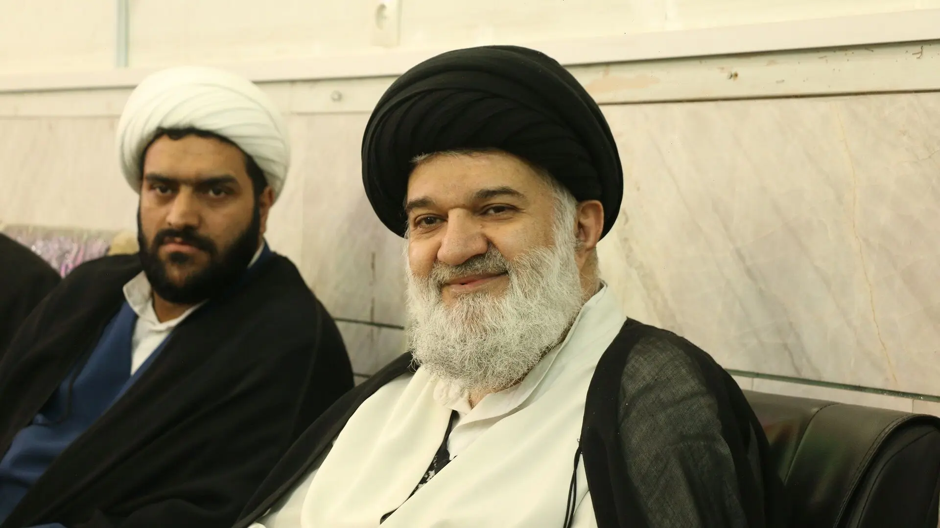 محمدباقر خرازی: وقت ایجاد جنگ داخلی میان مردم و ایالت‌های آمریکا است