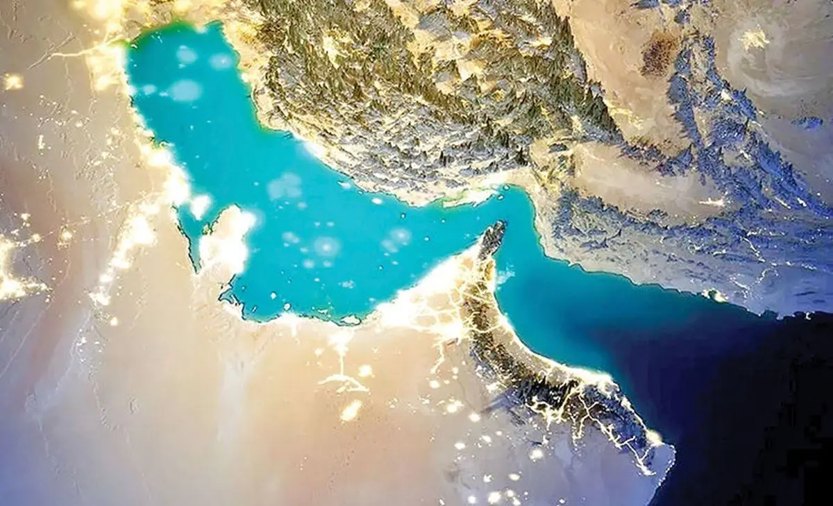 ادعای وال استریت ژورنال: به ۴ کشتی اجازه عبور از تنگه هرمز داده شد