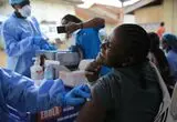 تصاویر؛ نبرد دشوار با ابولا