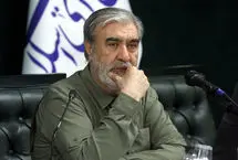 عزیزی: هنوز کسی از مادر زاییده نشده که با «بمب مادر» ایران را تهدید کند