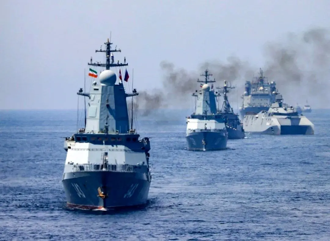 سپاه بستن تنگۀ هرمز را تمرین کرد