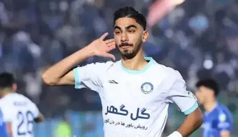 واکنش گلزن استقلالی گل‌گهر به پیشنهاد بازگشت به آبی‌ها