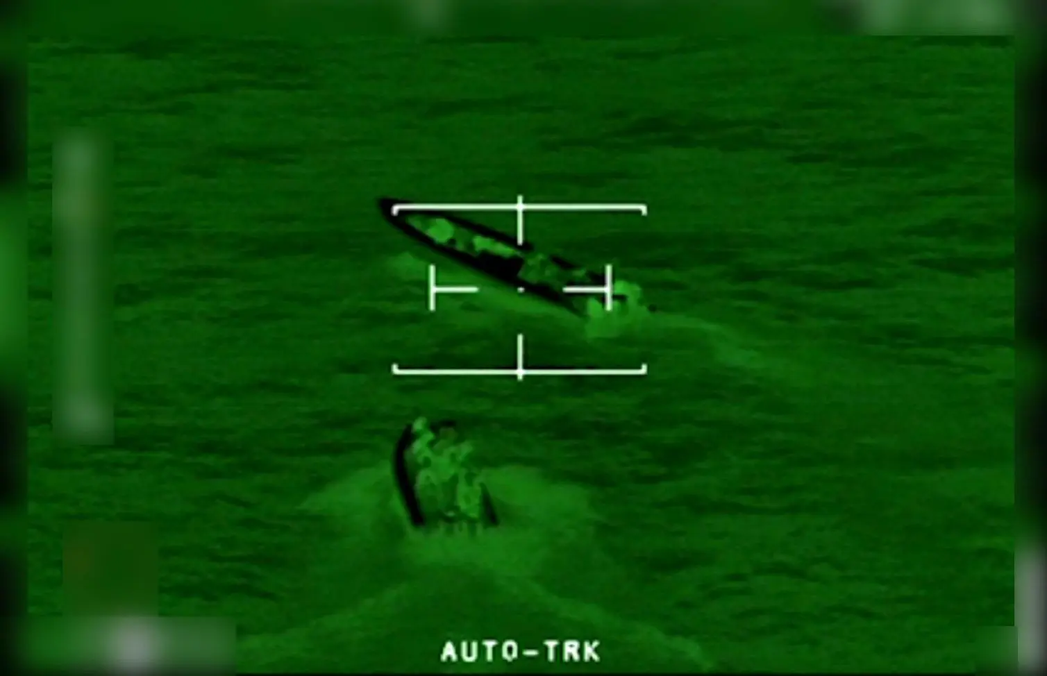 نیروی دریایی فرانسه قایق حامل کوکائین را هدف قرار داد 