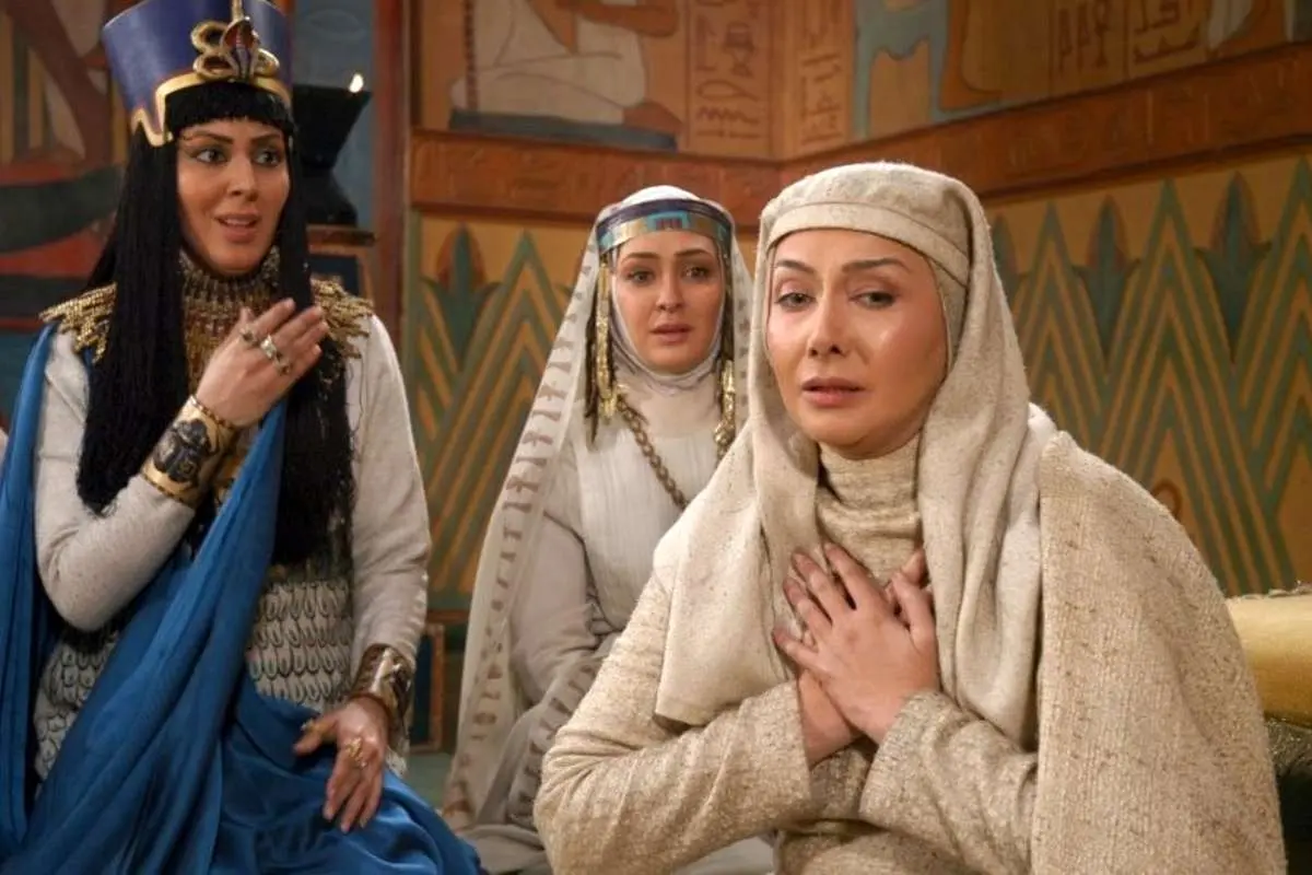 «زلیخا» در 31 سالگی و در کنار جمشید هاشم پور؛ سال 71