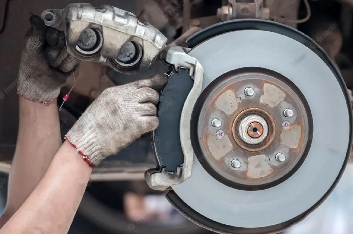 هزینه تعویض لنت ساینا و کوییک 