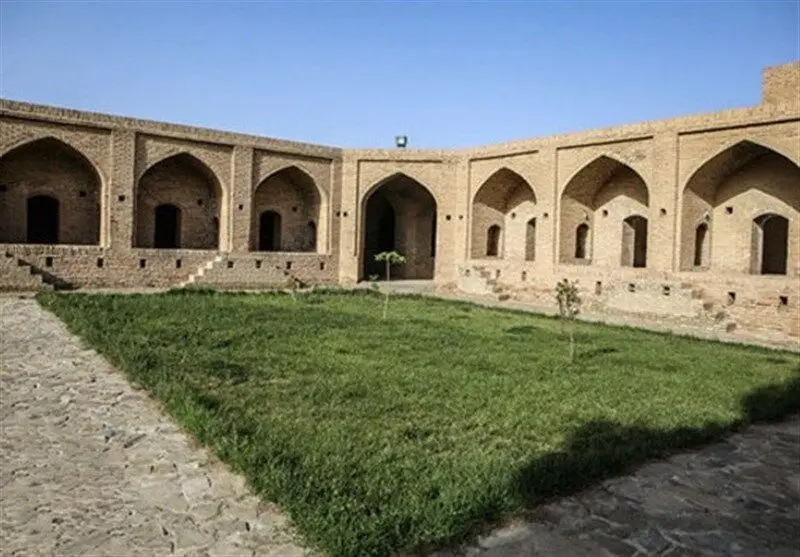 کاروانسرای تاریخی سمنان در خطر فراموشی؛ نه پول، نه نیرو، نه مرمت!
