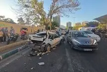 جزئیات برخورد اتوبوس با ۱۲ خودرو در تهران 