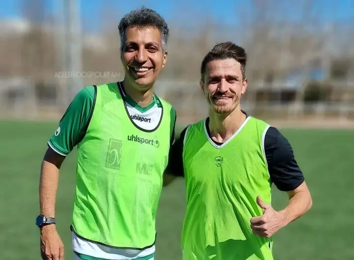 عادل فردوسی‌پور کم بود، وریا هم اضافه شد!

