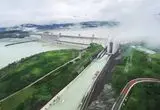 آسانسور عظیم چین کشتی ۳هزار تُنی را ۱۱۳ متر بالا می‌برد