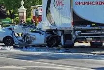 لحظه دلهره‌آور ورود تسلا به مسیر مخالف بزرگراه 