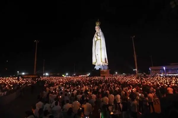 رونمایی از بزرگترین مجسمه «بانو فاتیما» جهان