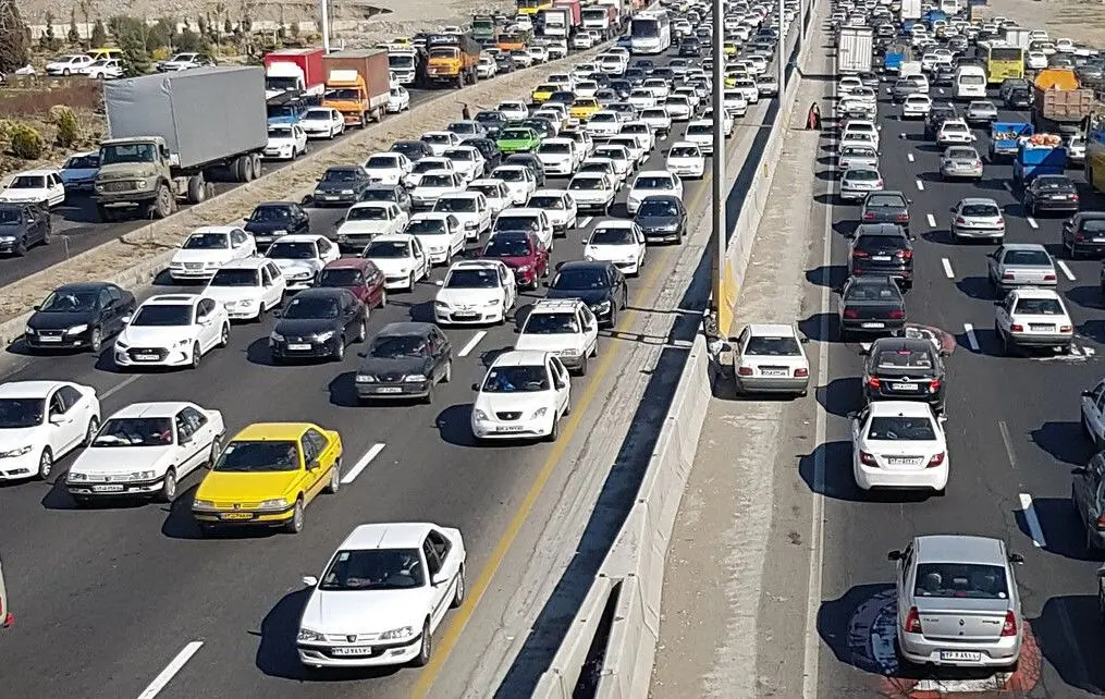 چرا جاده‌های شمال کشور پرترافیک است؟
