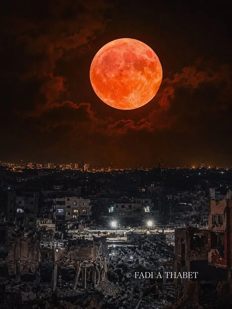 ماه سرخ