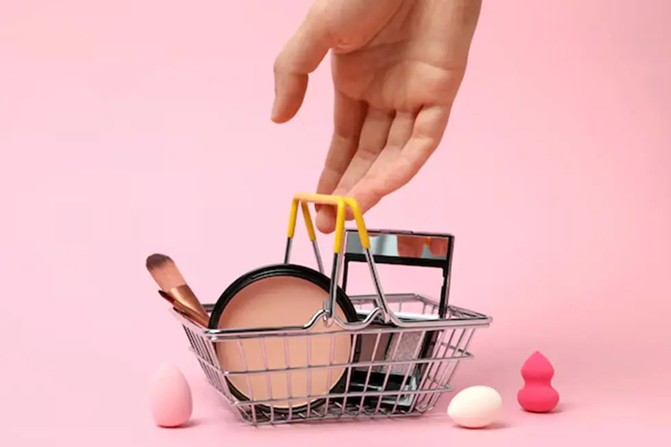 مهم ترین نکات در خرید لوازم آرایش برای پوست چرب