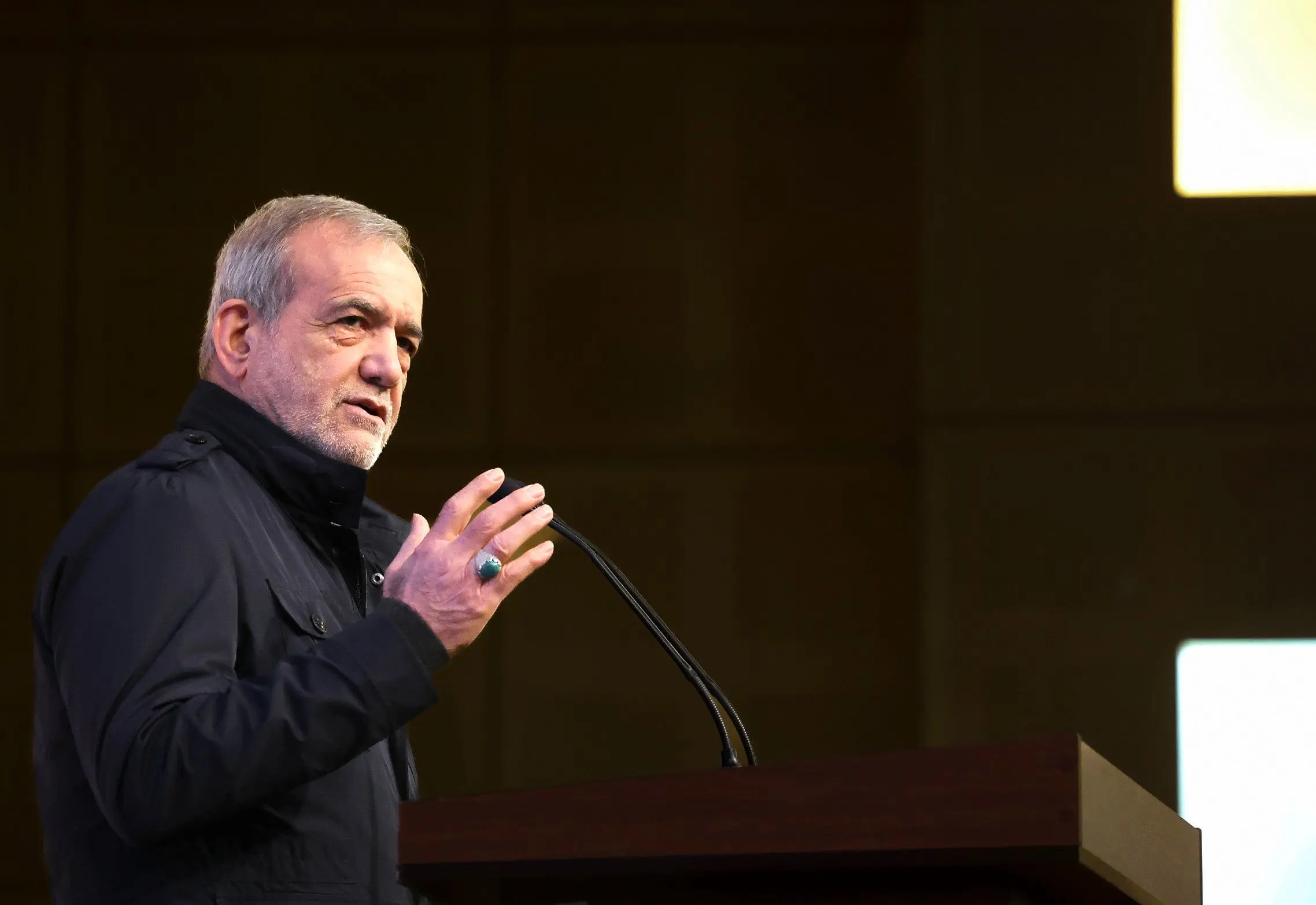 اعتراض پزشکیان به آمار کشته‌های جاده‌ای: این شرایط اصلا قابل‌قبول نیست 