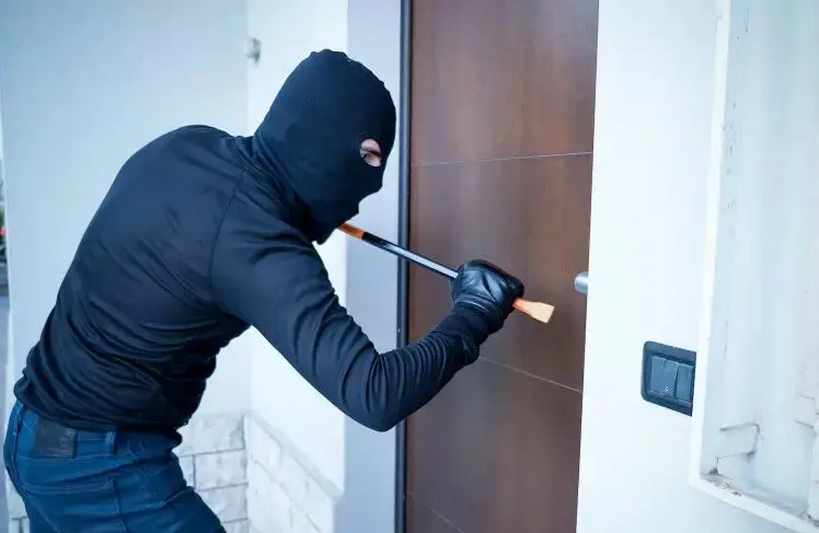پیام تلخ قاپیدن کله گوسفند از پیشخوان یک طباخی