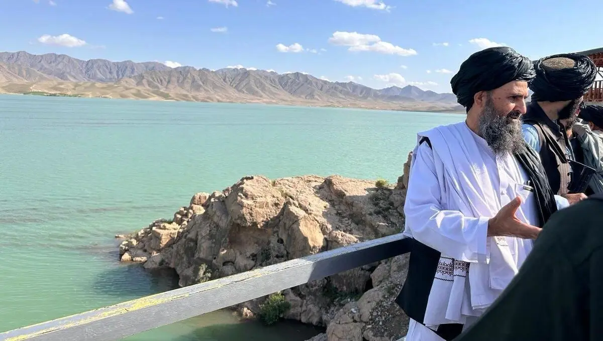 عضو کمیسیون امنیت ملی: افغانستان با سیمان ایرانی روی رودهای ایران سد می سازد