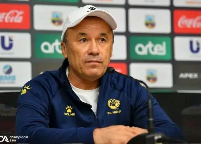 سرمربی نسف قارشی: تراکتور کم‌ستاره و قدرتمند است!