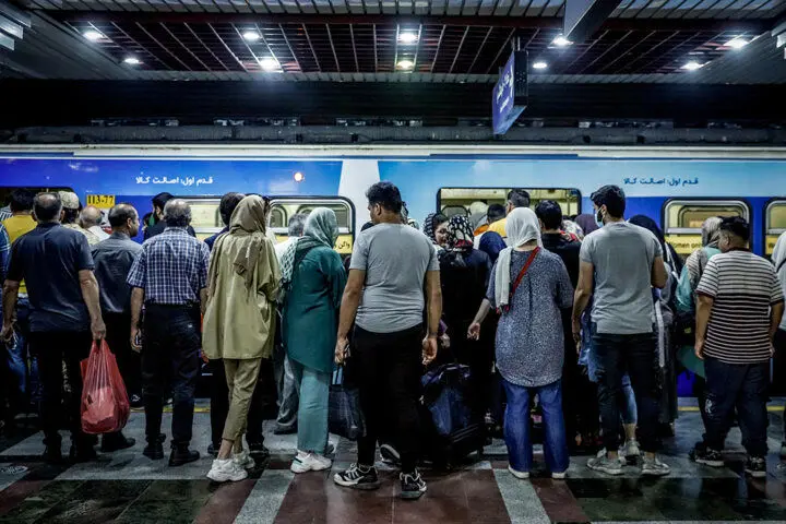 بازگشت ساعت فعالیت مترو تهران به روال عادی  