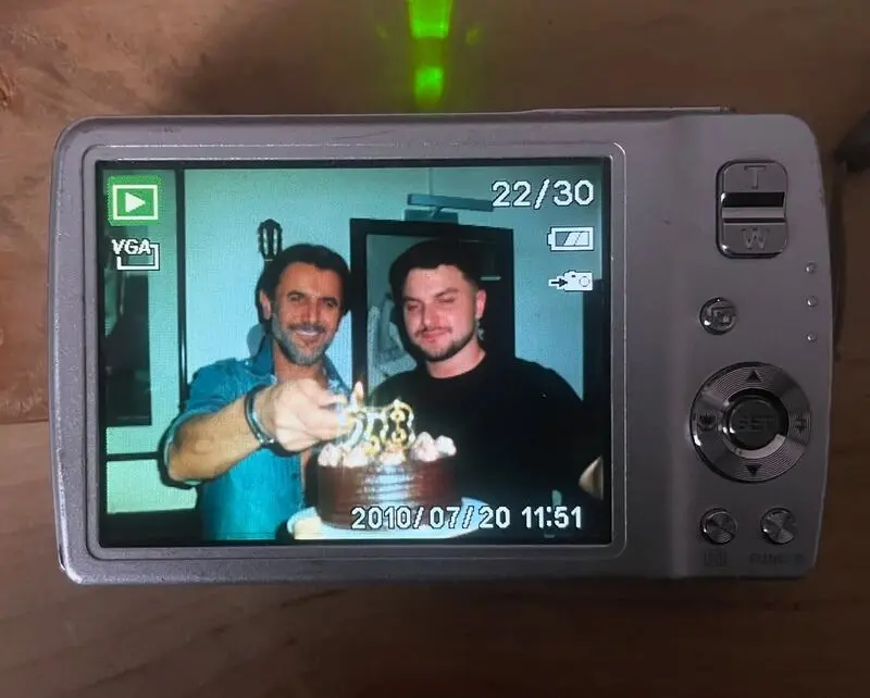 دارا حیایی