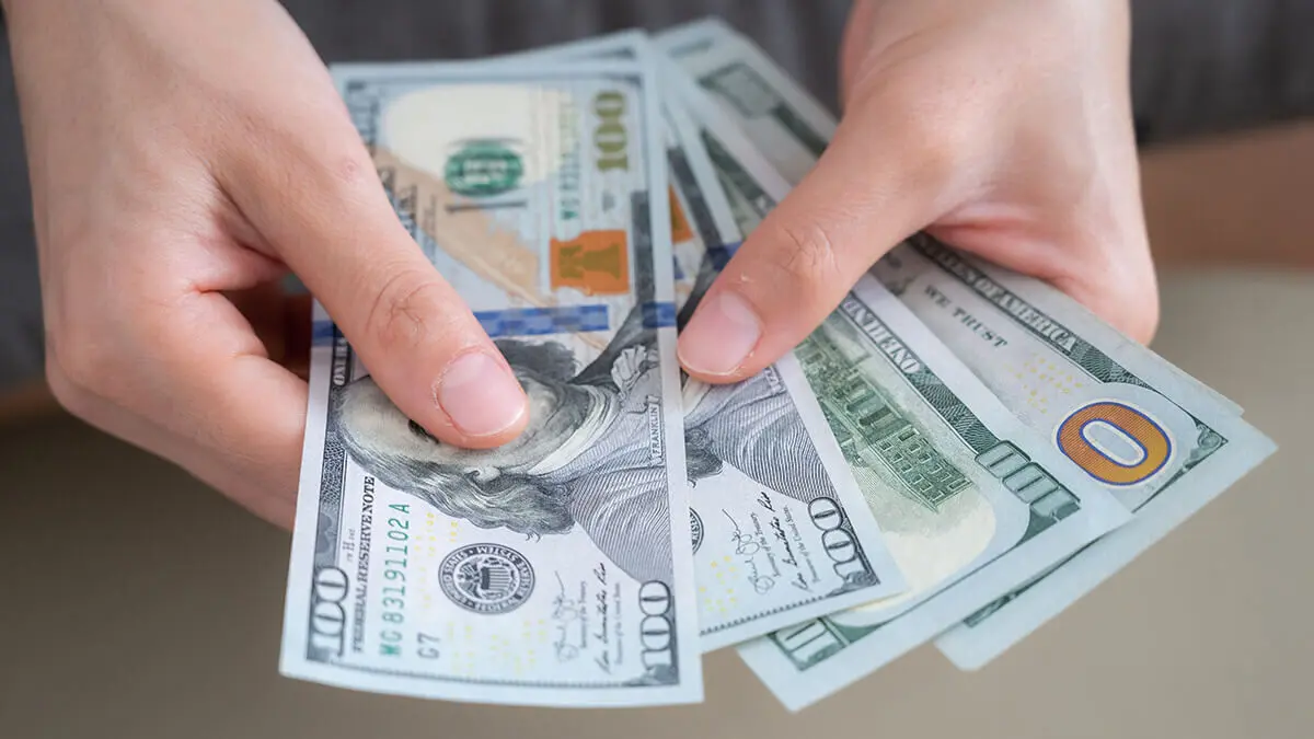 پیش‌بینی خبرگزاری اصولگرا از قیمت دلار در روزهای آینده 