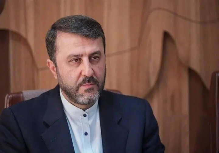 پاسخ غریب‌آبادی درباره مذاکره با آمریکاییها