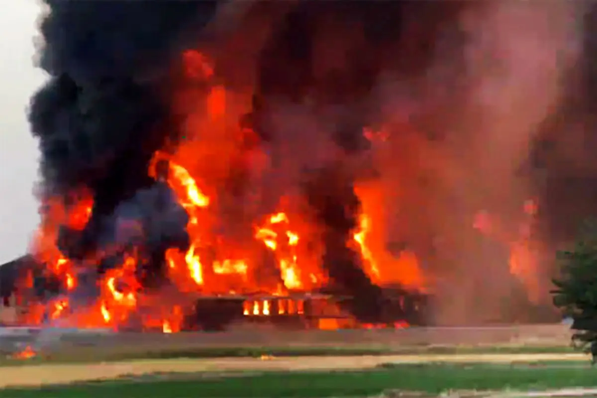 آتش‌سوزی گسترده در بزرگ‌ترین شهرک پتروشیمی عربستان