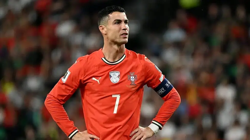 ببینید؛ رونالدو ربات شکست‌ناپذیر را مغلوب کرد