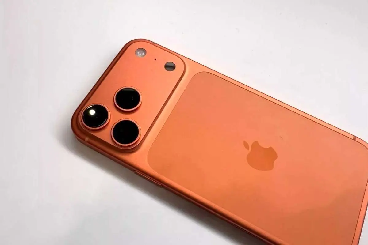 قیمت گوشی سامسونگ، شیائومی و آیفون امروز دوشنبه 10 آذر 1404/ پرچمدار اپل 244 میلیون قیمت خورد