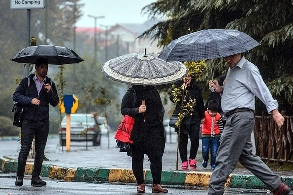 باران در شمال؛ گرد و خاک در تهران