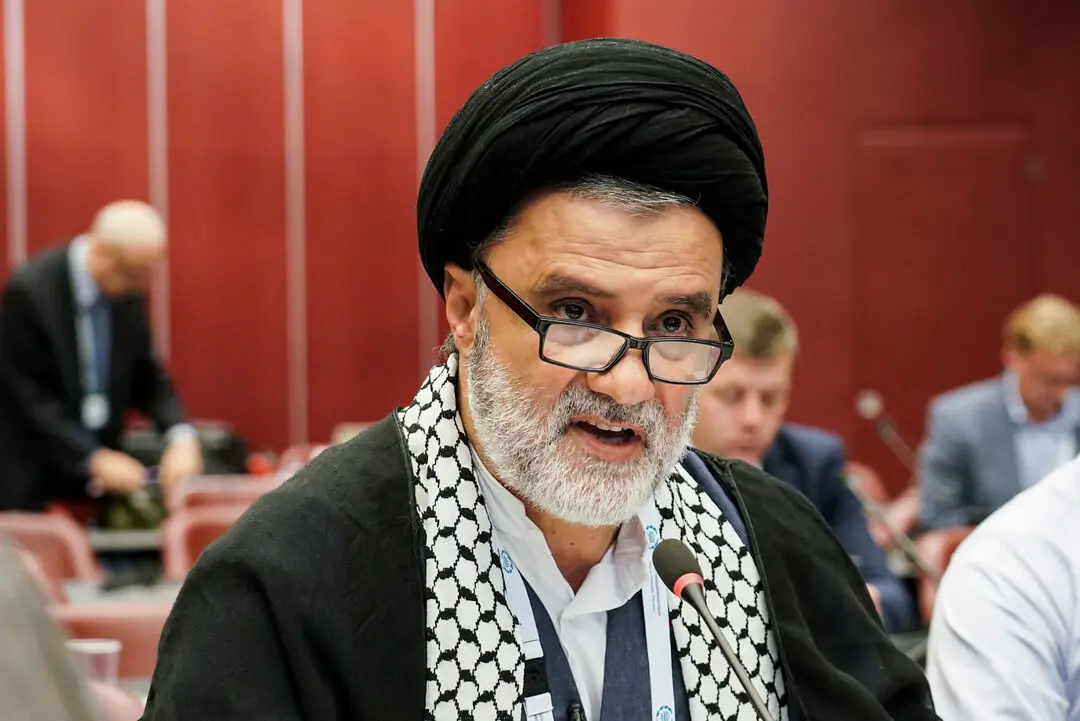 معمای حضور «نبویان» در سفر پاکستان 