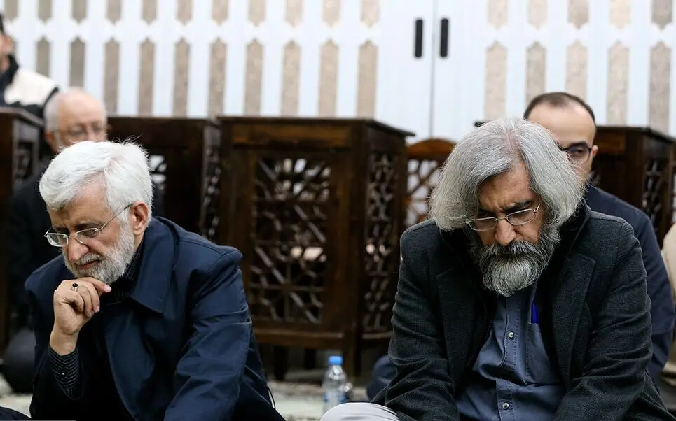 کش و واکش بر سر ماجرای گوساله‌پرستی؛ برادران جلیلی اصولگرایان را دو شقه کردند

