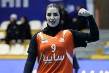 تصویر؛ سرقت وحشتناک از ملی‌پوش زن والیبال و همسر فوتبالیست مشهور