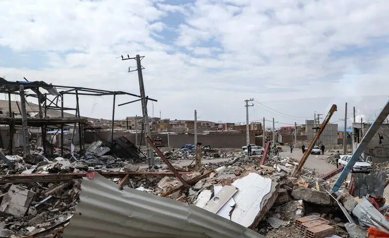 آثار حمله به روستای «اسبَس» اسکو