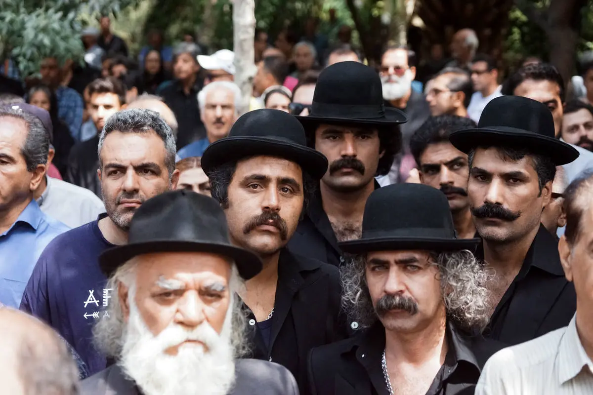 تصاویر؛ متن و حاشیه تشییع پیکر ایرج خواجه‌امیری 23