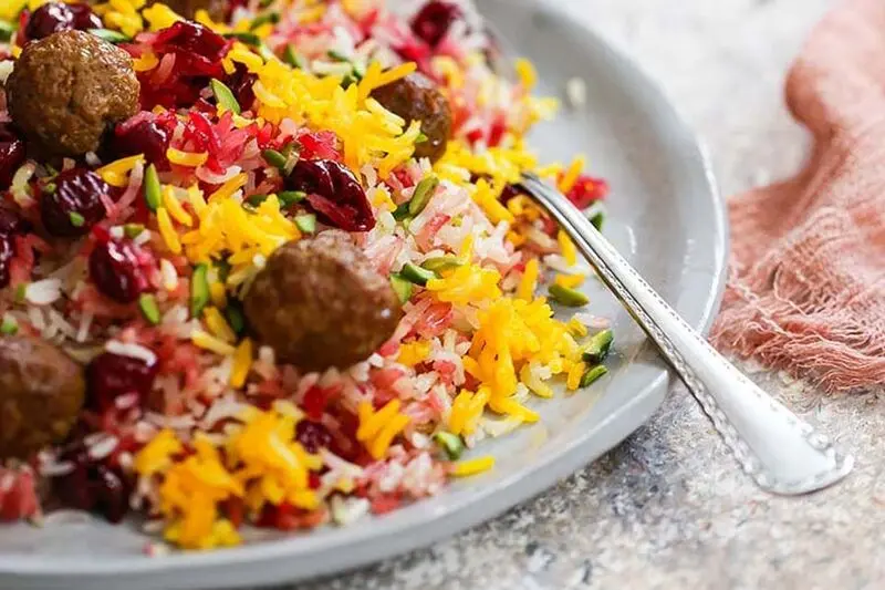 ته چین آلبالو پلو