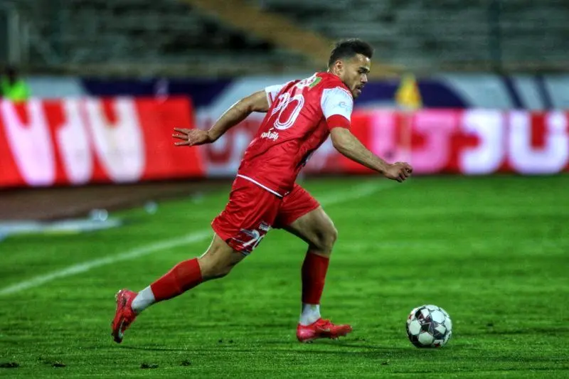 چرا اورونوف مقابل ذوب‌آهن دوباره تعویض شد؟!