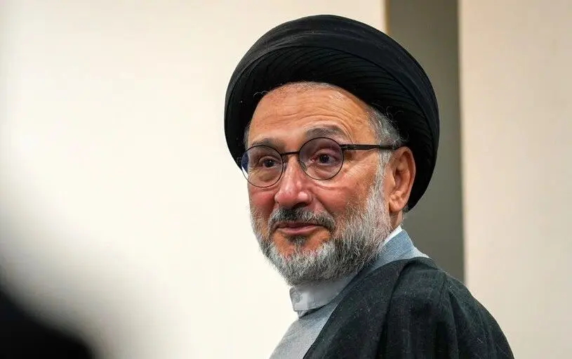 روایت ابطحی از یک نامه اطلاعاتی که رهبر شهید به سید محمد خاتمی دادند
