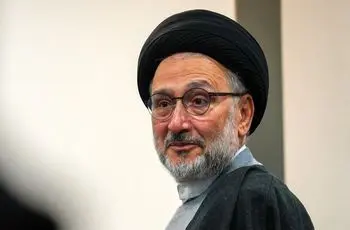 روایت ابطحی از یک نامه اطلاعاتی که رهبر شهید به سید محمد خاتمی دادند
