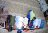 ببینید؛ سرقت کیف زنان هنگام اقامه نماز در مسجد