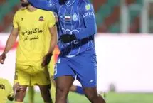 ستاره استقلال در پاریس دیده شد