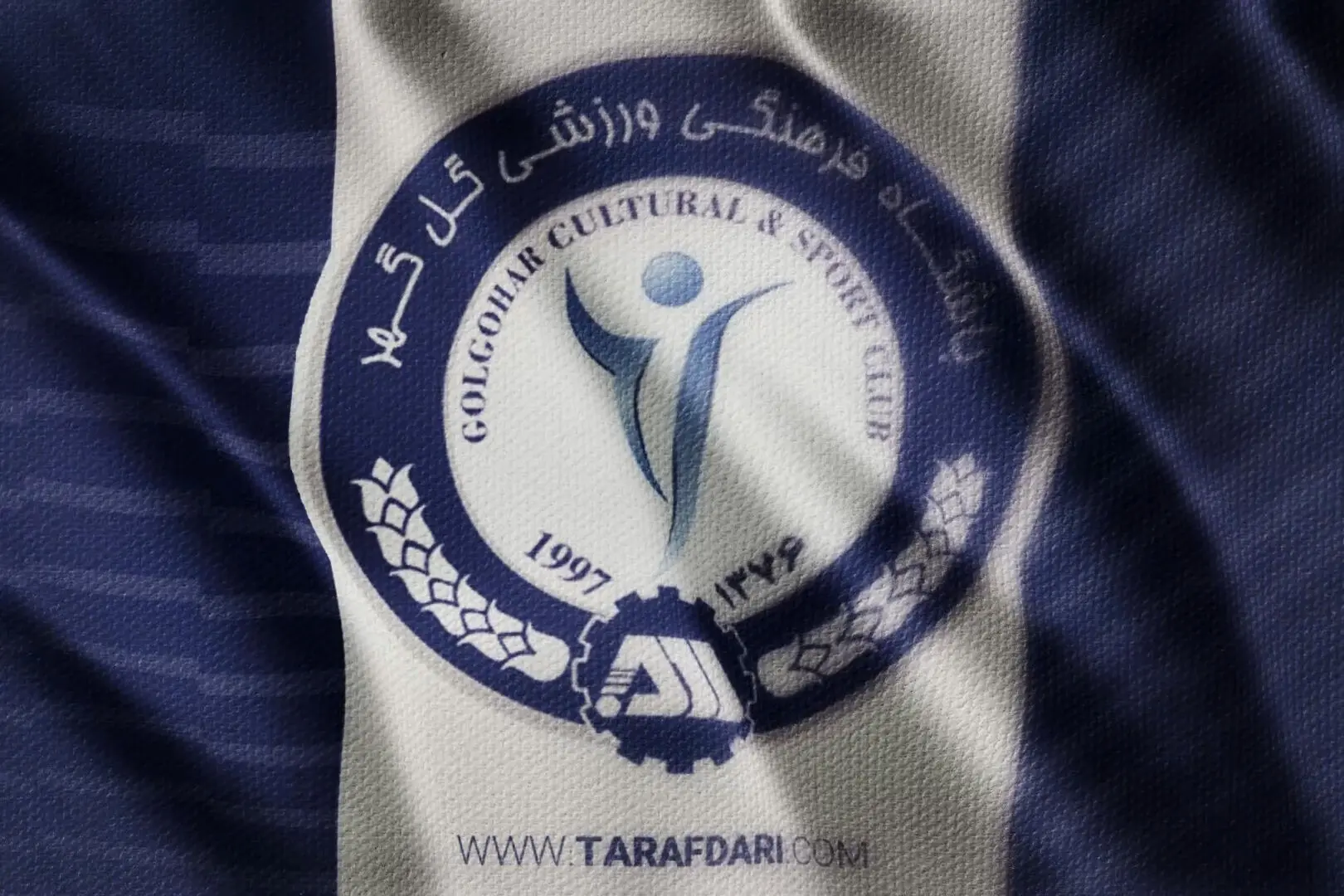 تصویر؛ طرح جنجالی قلیان روی پوستر بازی لیگ‌ برتری‌ها