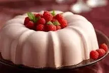 طرز تهیه موس توت فرنگی؛ دسر خوشبو و لطیف

