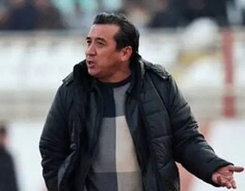 ببینید؛ واکنش جنجالی ۱۸+ خداداد به تماشاگران در بازی با ذوب‌آهن