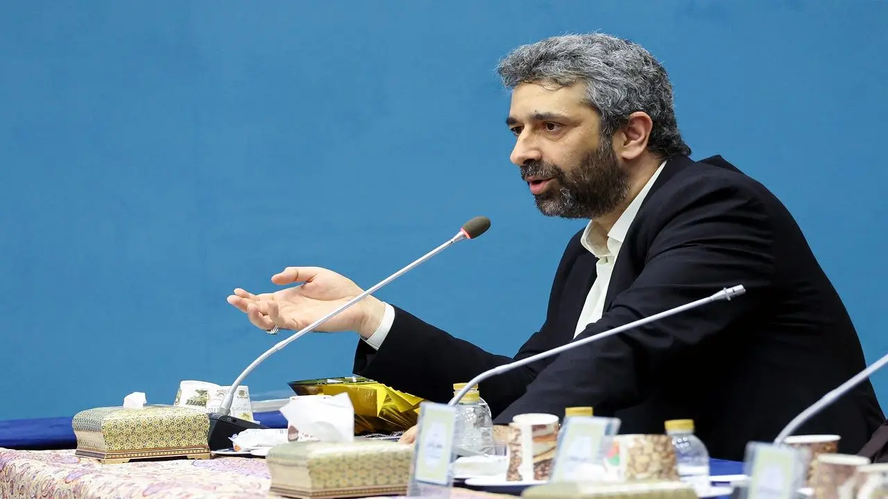 معاون اطلاع‌رسانی دفتر پزشکیان: تندروی آفت امنیت کشور است
